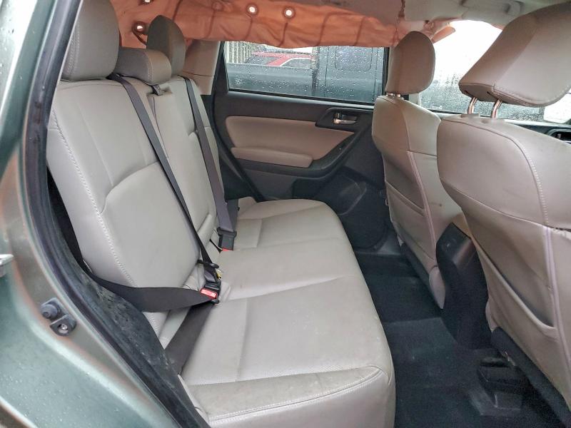 Фото 11 - SUBARU FORESTER