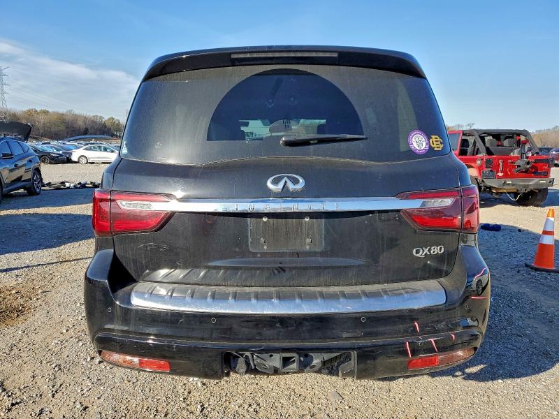 Фото 6 - INFINITI QX80