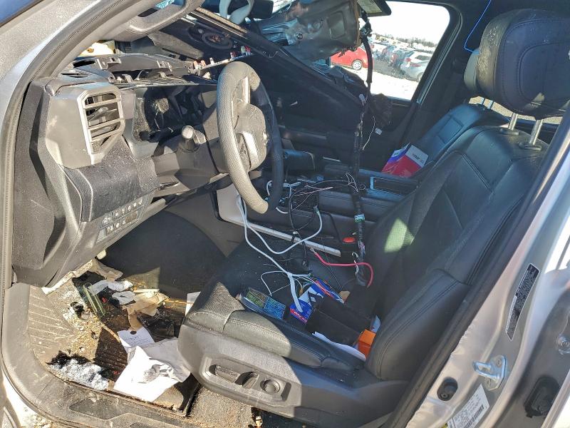 Фото 7 - TOYOTA TUNDRA