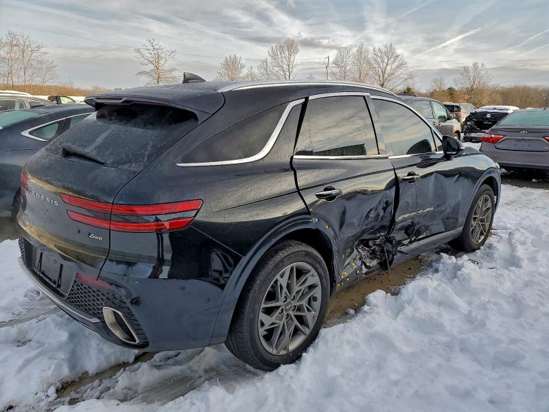 2023 GENESIS GV70 BASE