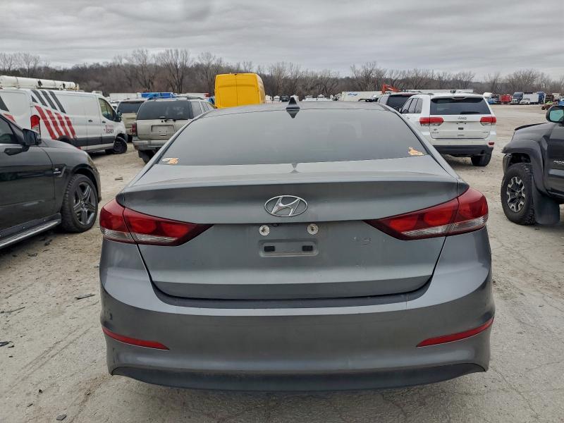 Фото 6 - HYUNDAI ELANTRA