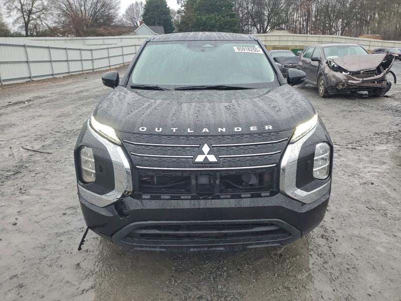 Фото 5 - MITSUBISHI OUTLANDER