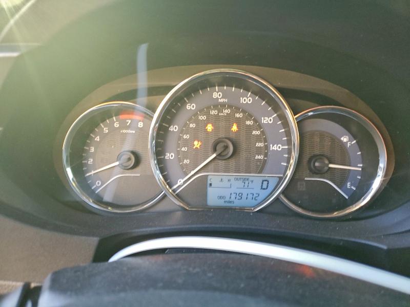 Фото 9 - TOYOTA COROLLA