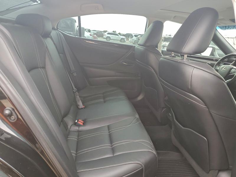 Фото 10 - LEXUS ES350