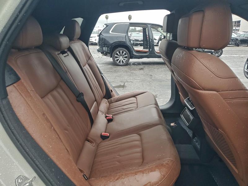 AUDI E-TRON 2019 VIN WA1VABGE7KB021588