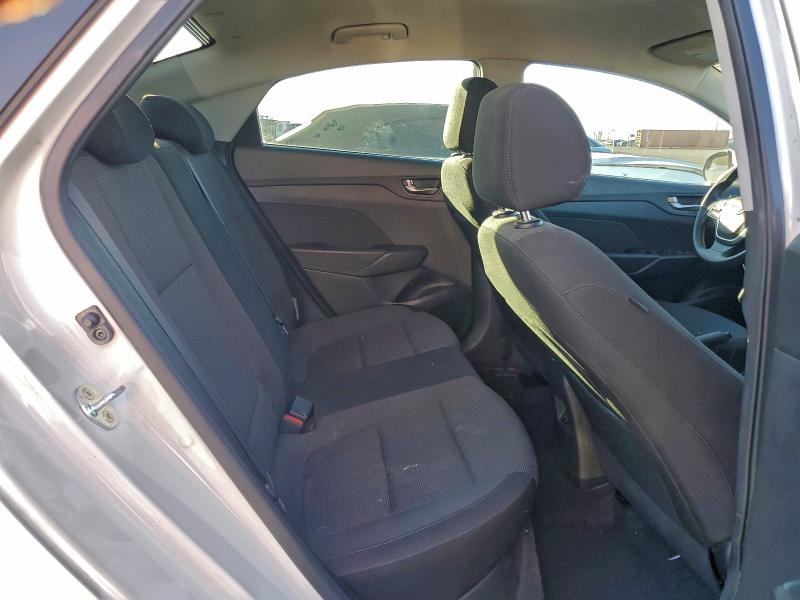 Фото 10 - HYUNDAI ACCENT