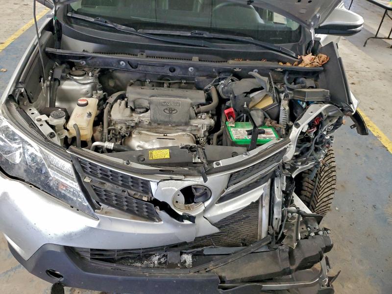 Фото 12 - TOYOTA RAV4