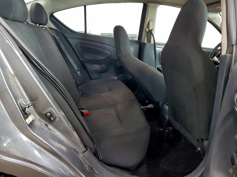 Фото 10 - NISSAN VERSA