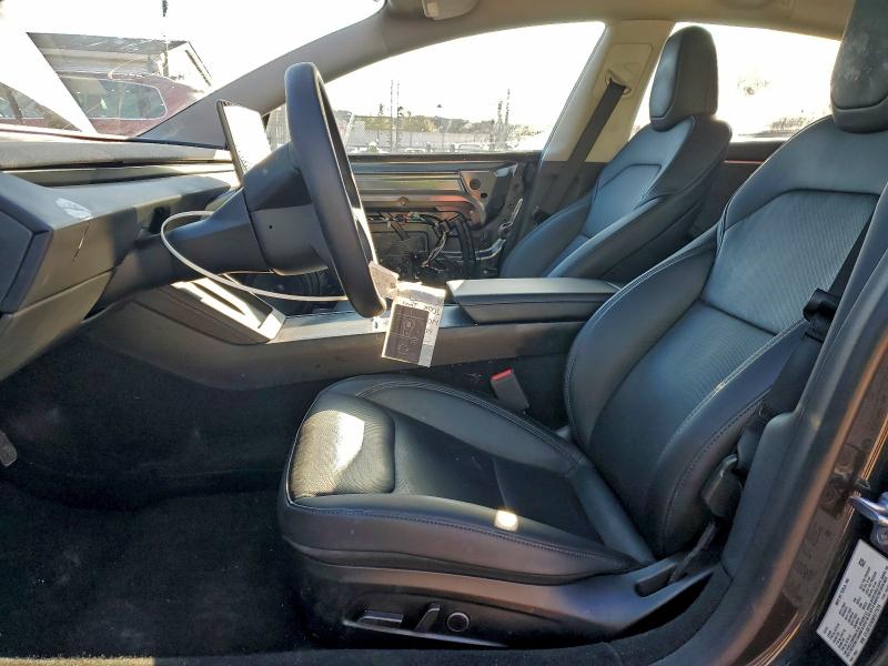 Фото 7 - TESLA MODEL 3