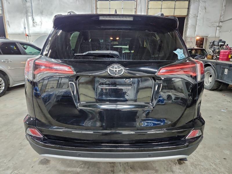 Фото 6 - TOYOTA RAV4