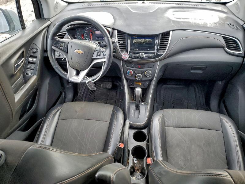 Фото 8 - CHEVROLET TRAX