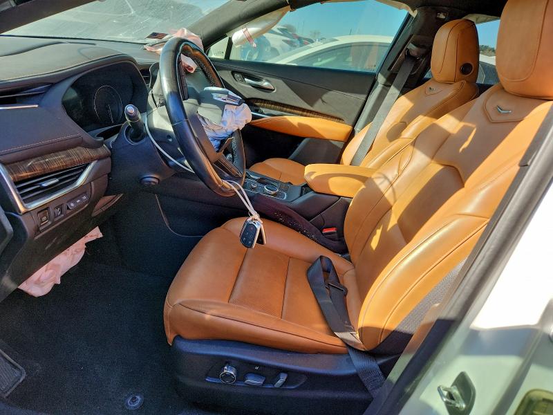 Фото 7 - CADILLAC XT4