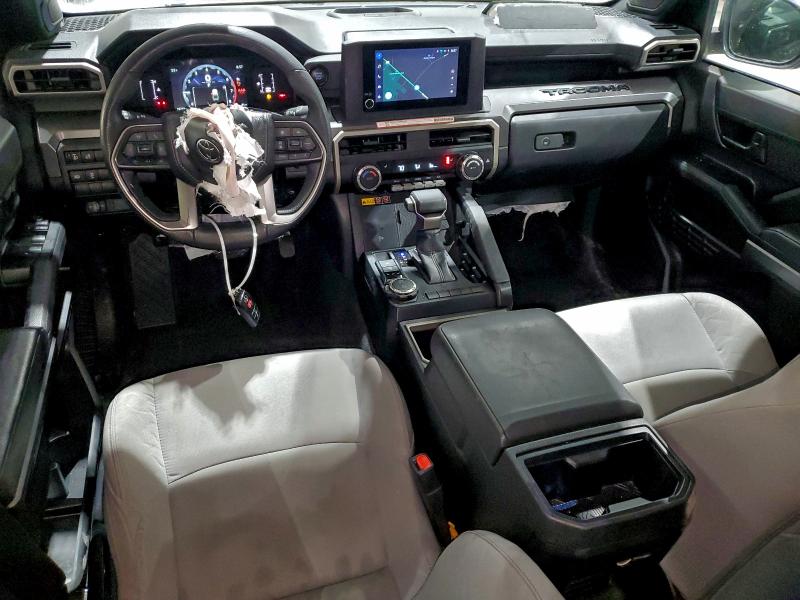 Фото 8 - TOYOTA TACOMA