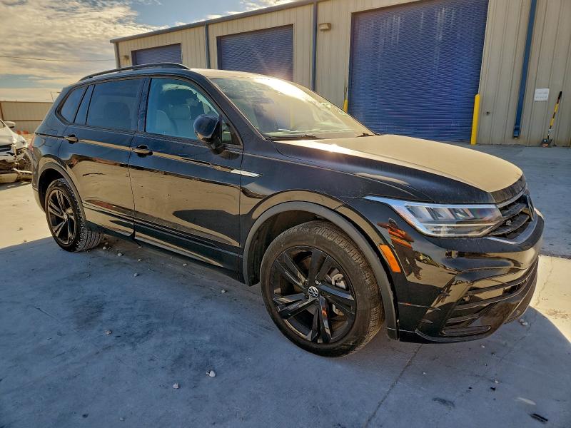 Фото 4 - VOLKSWAGEN TIGUAN