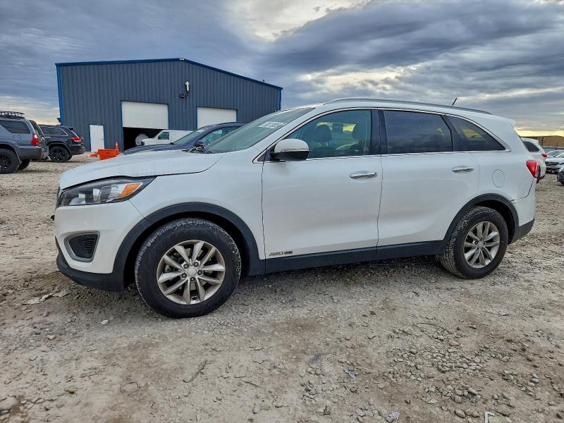 Фото 1 - KIA SORENTO