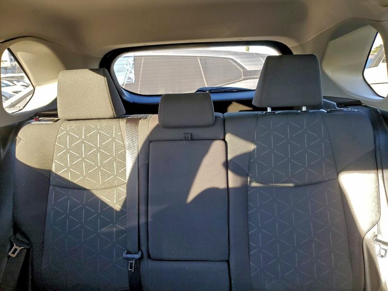 Фото 10 - TOYOTA RAV4