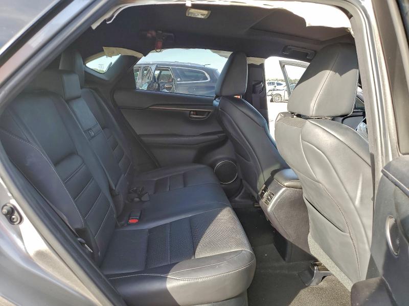 Фото 10 - LEXUS NX