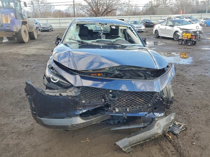 Фото 5 - MAZDA CX30