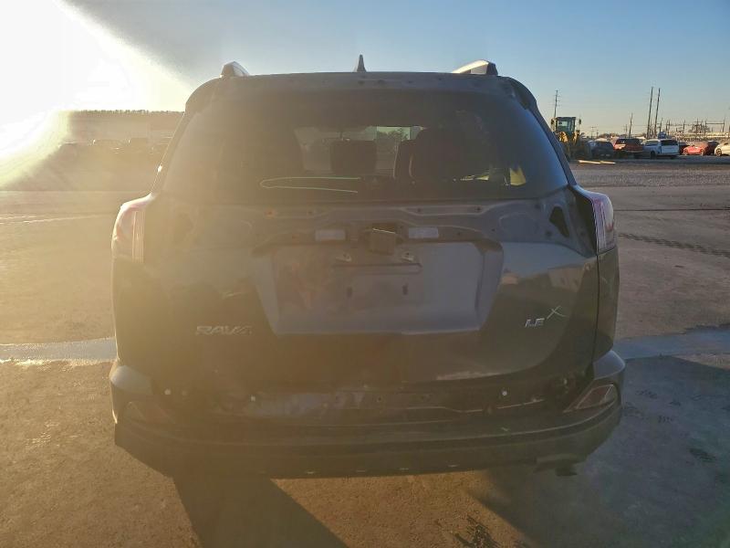 Фото 6 - TOYOTA RAV4