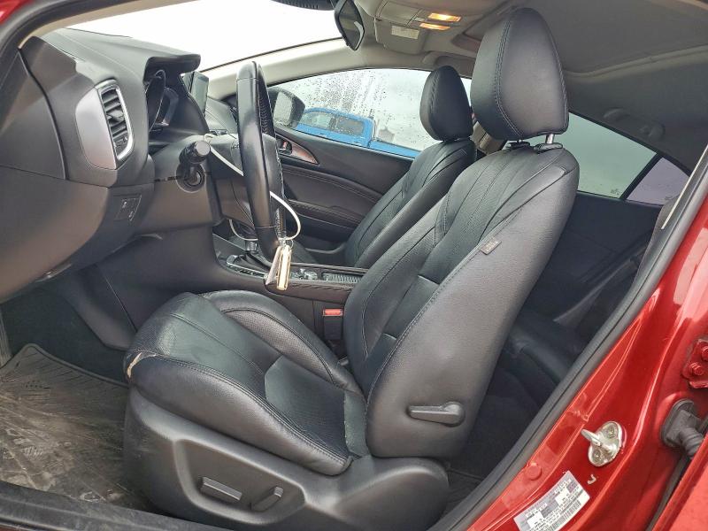 Фото 7 - MAZDA 3