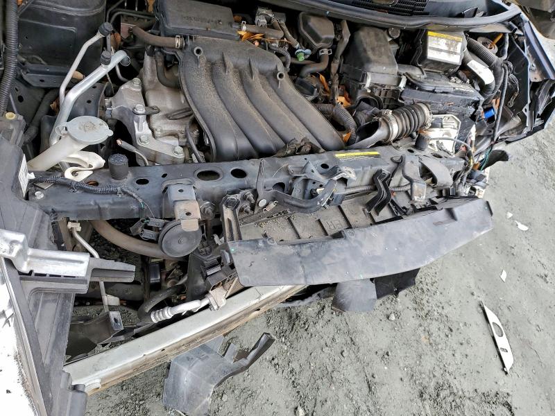 Фото 11 - NISSAN VERSA