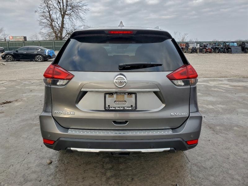 Фото 6 - NISSAN ROGUE