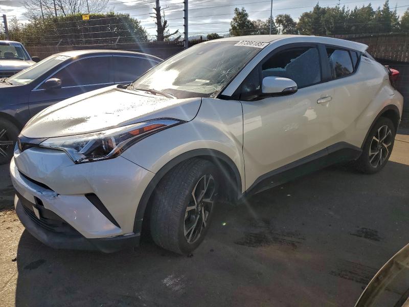 Фото 1 - TOYOTA C-HR