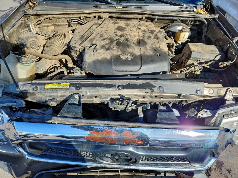 Фото 11 - TOYOTA TACOMA