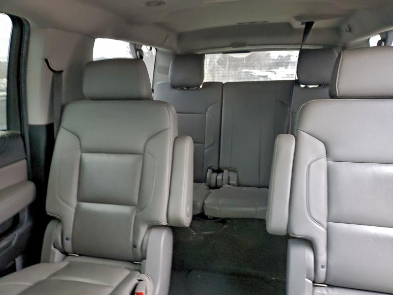 Фото 10 - CHEVROLET SUBURBAN
