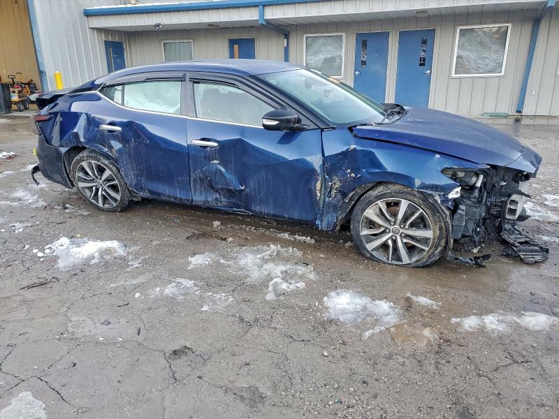 Фото 4 - NISSAN MAXIMA