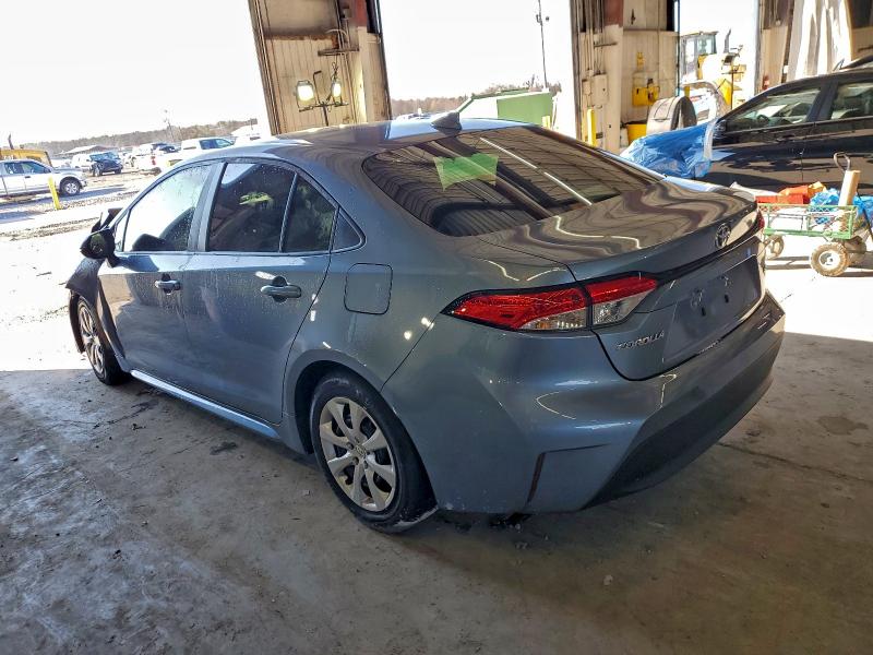 Фото 2 - TOYOTA COROLLA