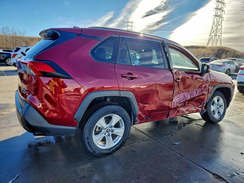 Фото 3 - TOYOTA RAV4