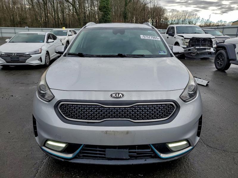 Фото 5 - KIA NIRO