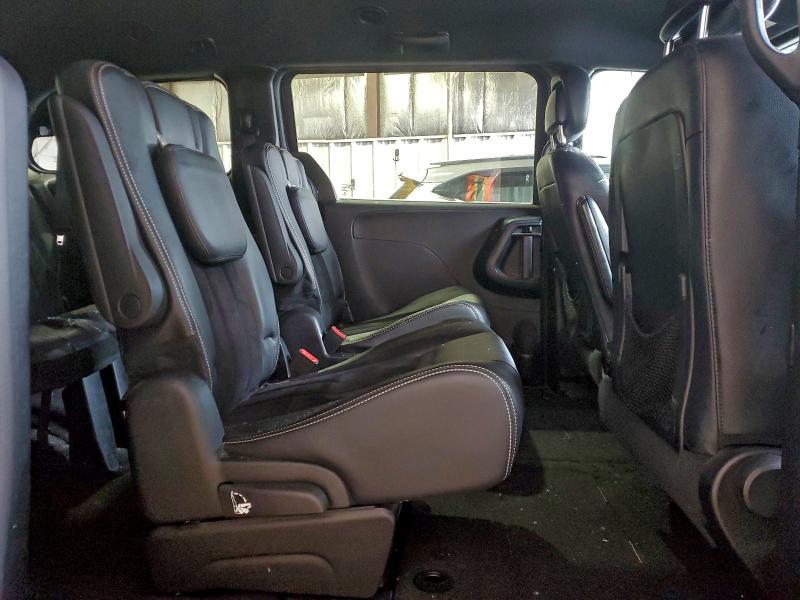 Фото 11 - DODGE CARAVAN