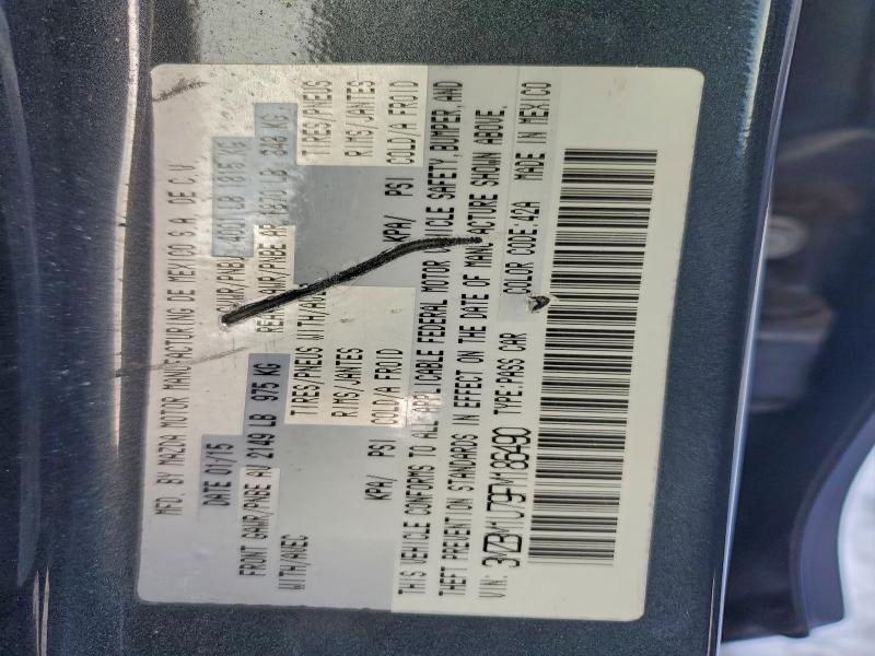 Фото 12 - MAZDA 3