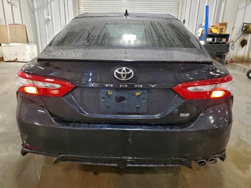 Фото 6 - TOYOTA CAMRY