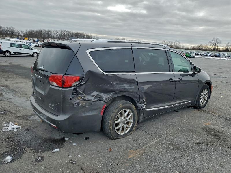 Фото 3 - CHRYSLER PACIFICA