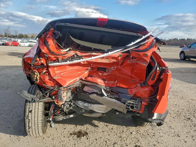 Фото 6 - HYUNDAI KONA