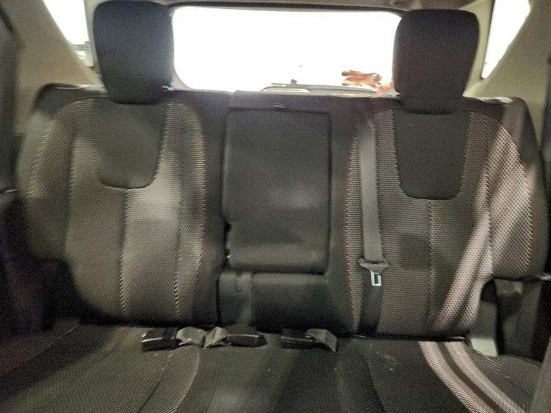 Фото 10 - CHEVROLET EQUINOX