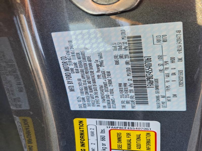 Фото 12 - FORD MUSTANG