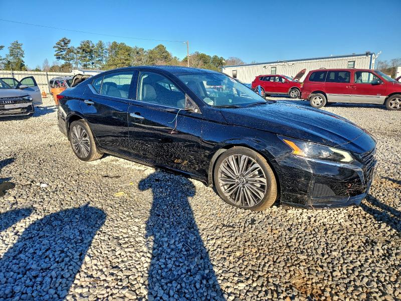 Фото 4 - NISSAN ALTIMA