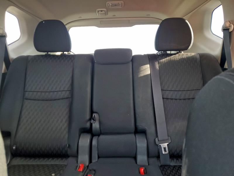 Фото 10 - NISSAN ROGUE