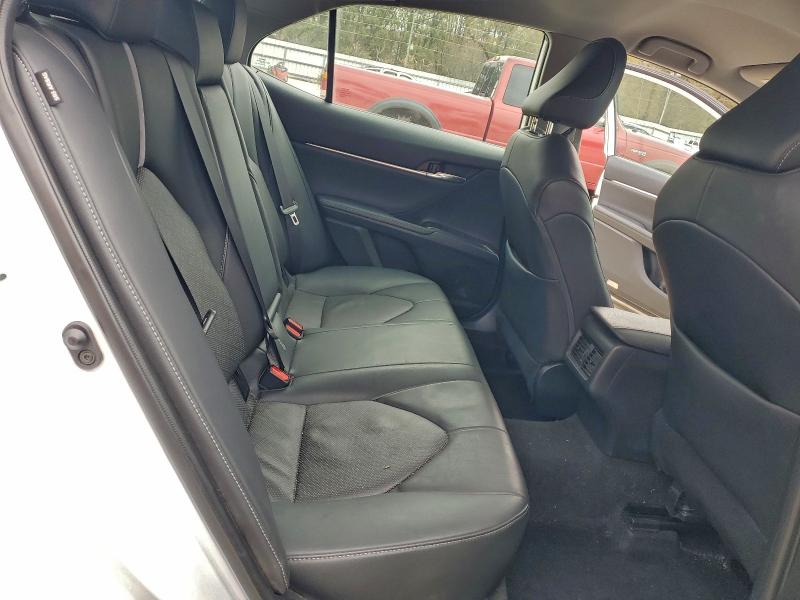 Фото 10 - TOYOTA CAMRY