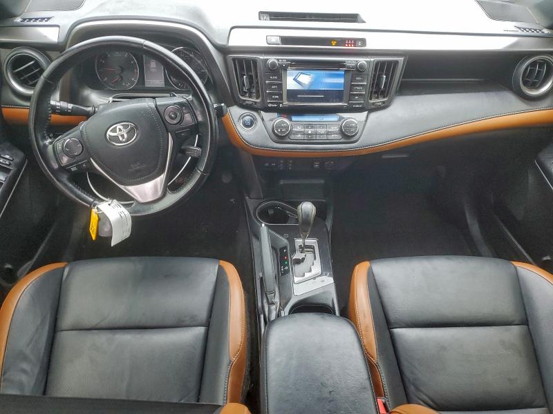 Фото 8 - TOYOTA RAV4