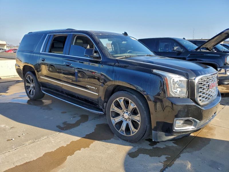 Фото 4 - GMC YUKON