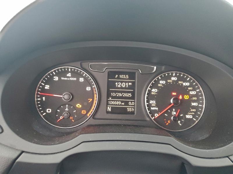 Фото 9 - AUDI Q3