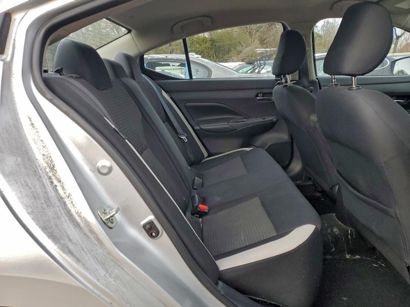 Фото 10 - NISSAN VERSA