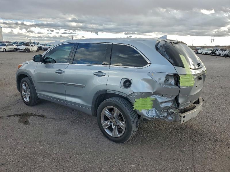 Фото 2 - TOYOTA HIGHLANDER