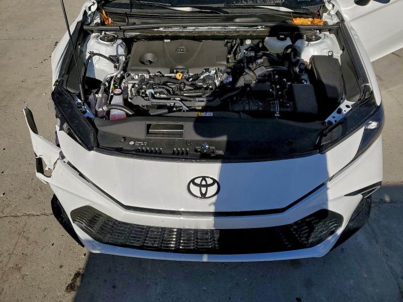 Фото 11 - TOYOTA CAMRY