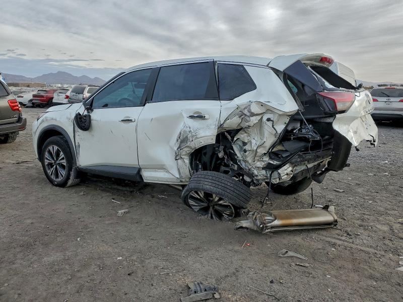 Фото 2 - NISSAN ROGUE